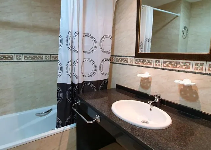 Lagos Del Castillo Denirent